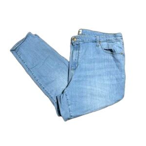 Universal Threads Goods Co High Rise Skinny Light Wash Plus Jeans Women Size 22W
